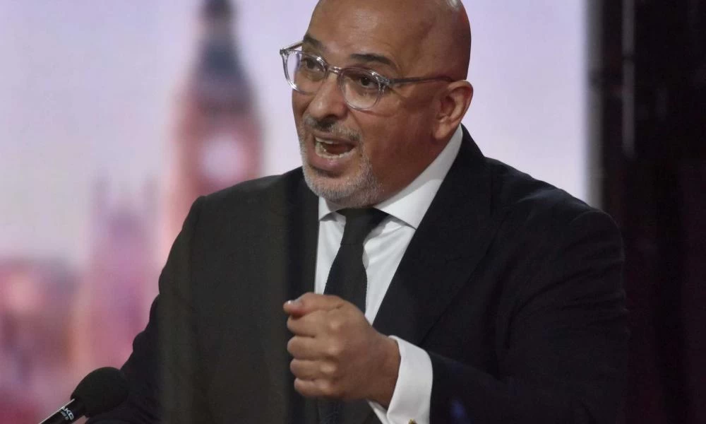 Βρετανία: Πεπεισμένος ο αρμόδιος υπουργός ότι πρέπει να χαλαρώσουν τα μέτρα